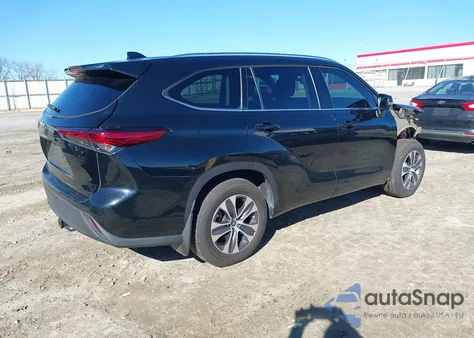 2021 Toyota Highlander Xle from USA, damaged, VIN 5TDGZRBH3MS556690